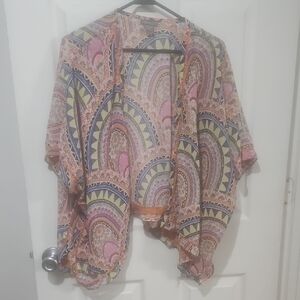 Bumdle Sale| 4 For $20 |Angie Multicolor Patterned Kimono Size Small